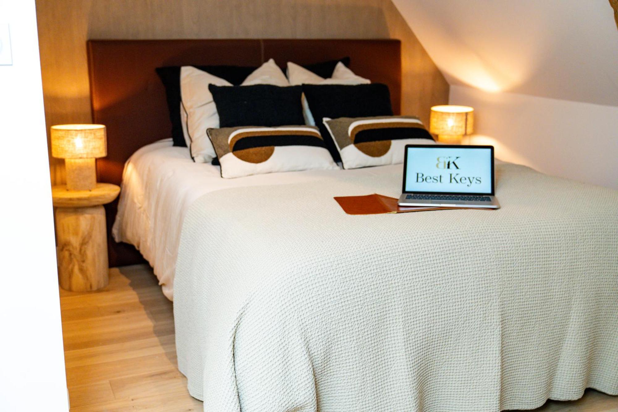 Velvet - Best Keys - Maison Duplex Elegante - Plein Centre Ville - Deco Minimaliste & Cosy - Literie Haut De Gamme - 2 Chambres Separees - Lit Queen Size & 1 Canape Convertible - Smart Tv - Wifi Fibre - Check-In Autonome Sens Exteriör bild